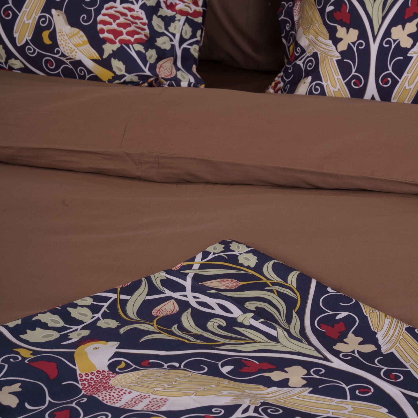 Paisley Bed Sheet Full Set (4 Pieces)