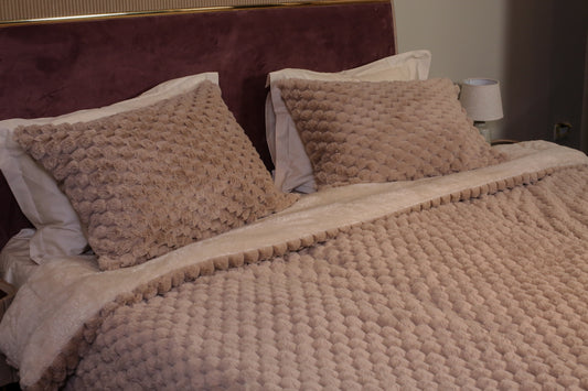 Beige Faux Fur Bedding Set